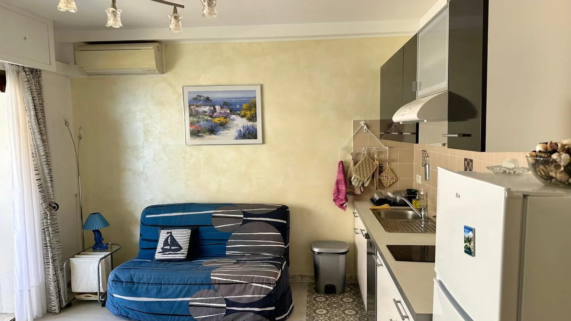 Residence Mona Lisa Bord De Mer Menton France